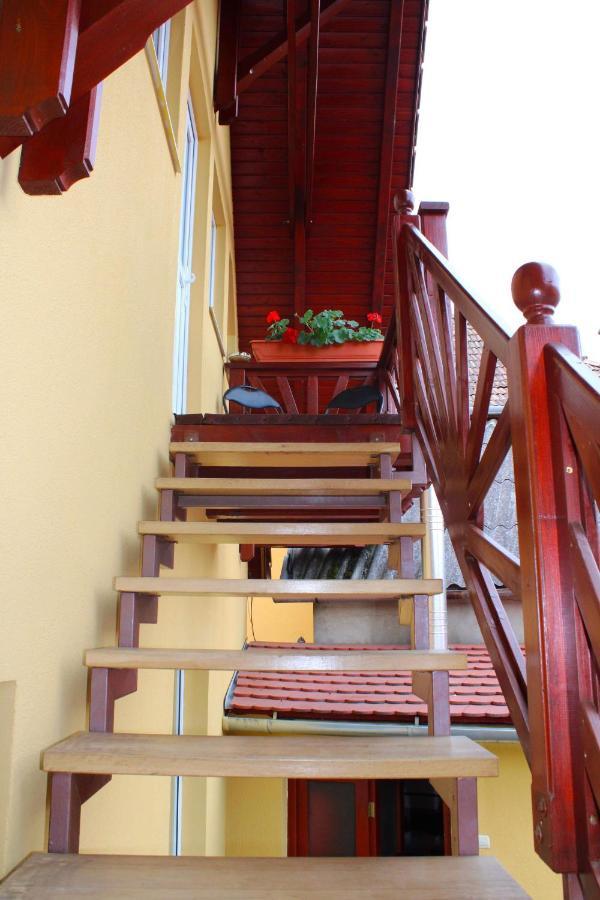 Napsugar Vendeghaz Apartment Совата Екстериор снимка